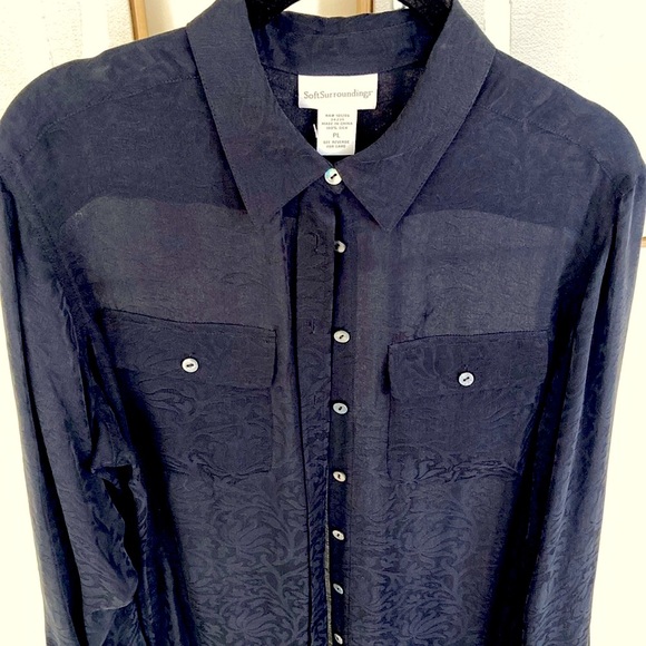 100% Silk Button Down w/ Subtle Stencil Print - Picture 5 of 7